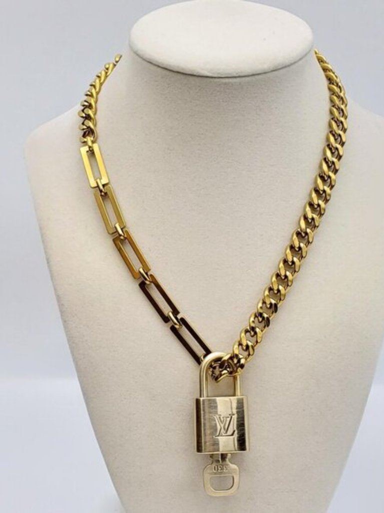 Authentic Louis Vuitton Padlock W/Unbranded Stainless Steel Gold Plated Chain